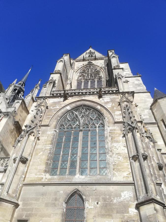 Gite De La Roulotte De L'Epine Dallon Exterior foto